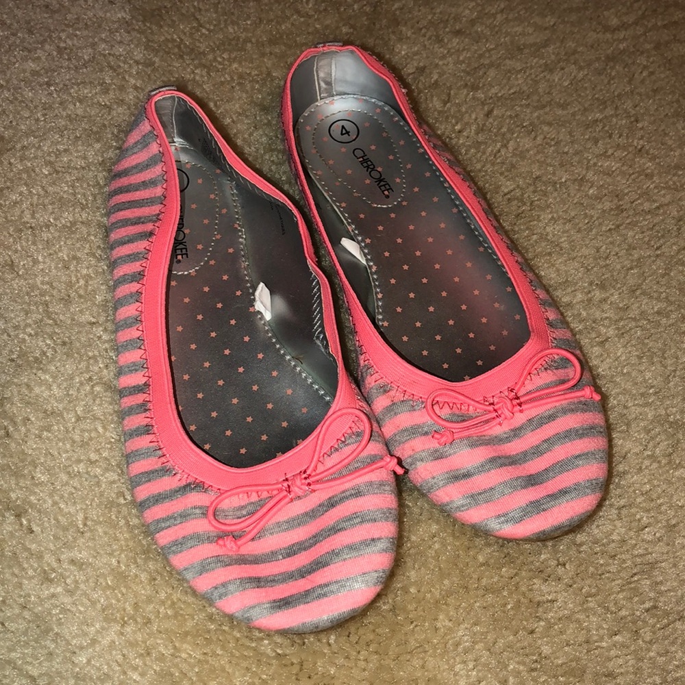 Girl’s Pink & Gray Flats
